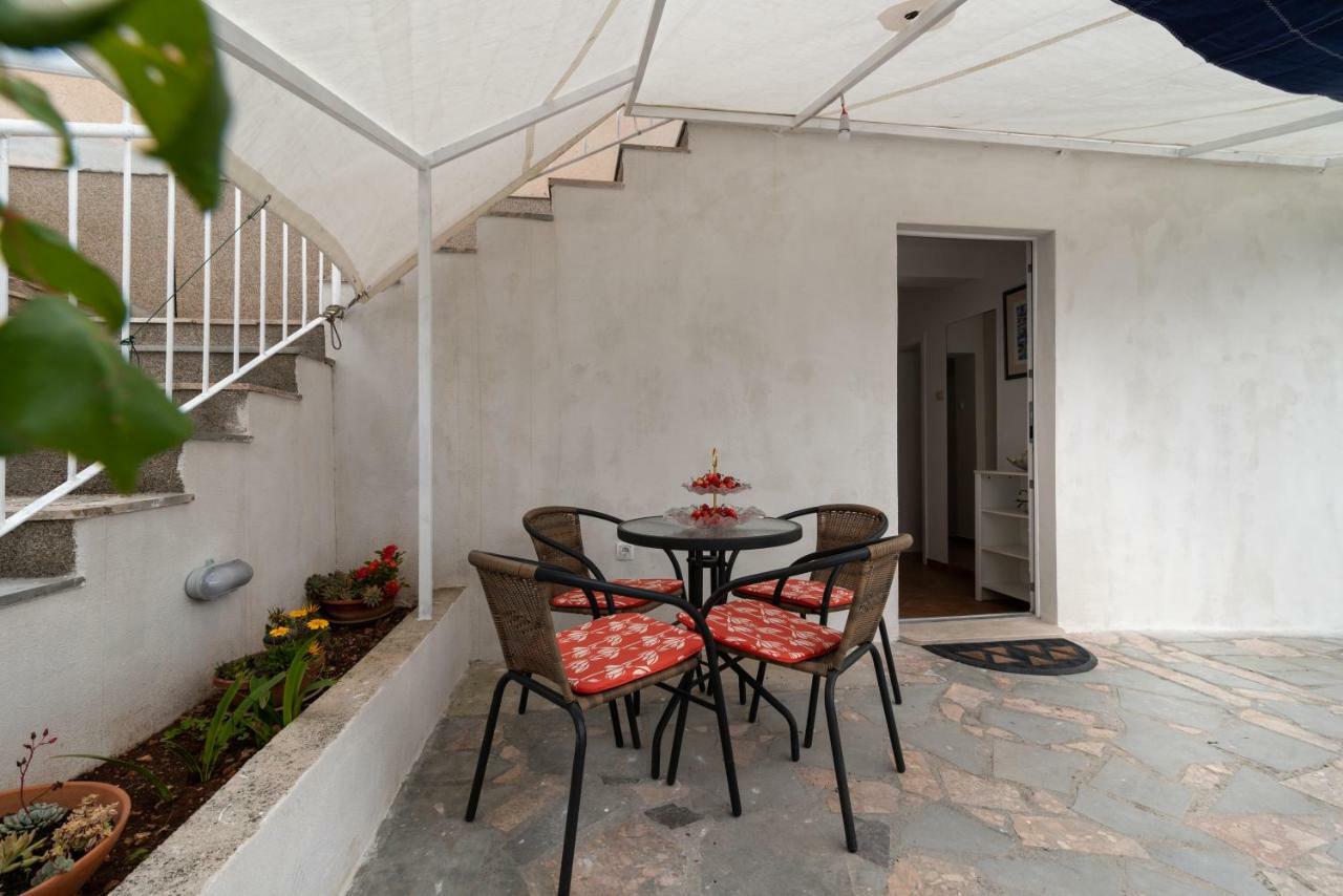 Apartment Dinka Trogir Exterior foto