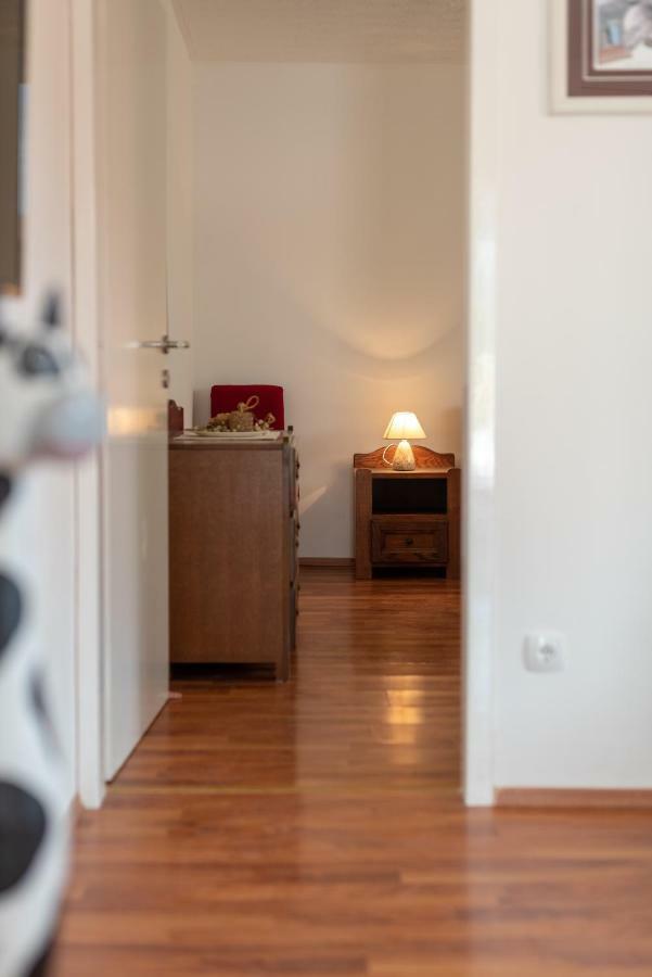 Apartment Dinka Trogir Exterior foto